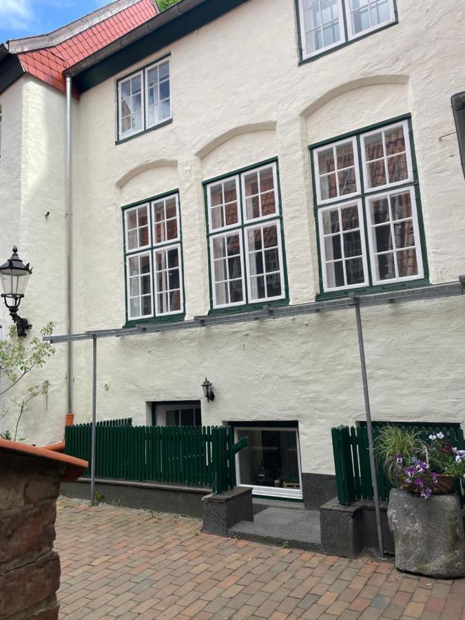 Ferienwohnung Marzipan - Im Herzen Der Altstadt, Historisches Gebaeude Mit Modernem Ambiente, W-Lan Lubeck Exterior photo